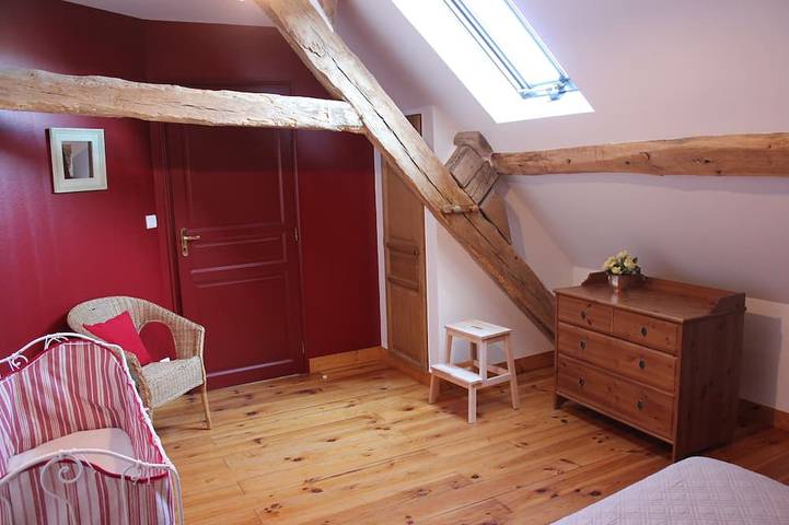 Gîte pour 13 personnes, avec terrasse et jardin à Ocquerre - 3