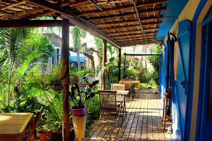 Chambre d’hôte pour 2 personnes, avec piscine ainsi que jardin et vue sur l' Île de la Réunion - 3