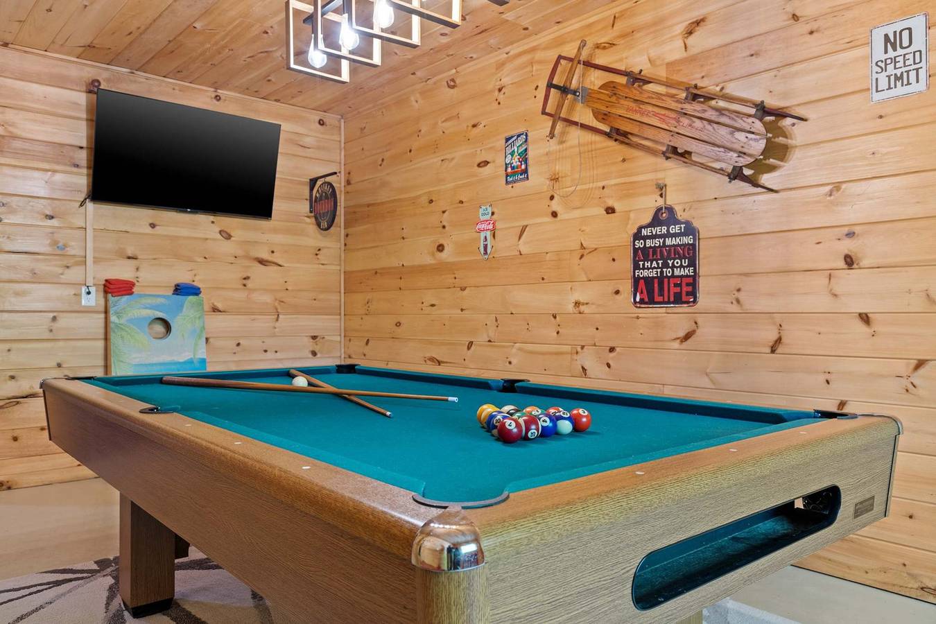 Appartamento intero, Spacious luxury Lake Blue Ridge forest cabin an spa in Foresta Nazionale Chattahoochee