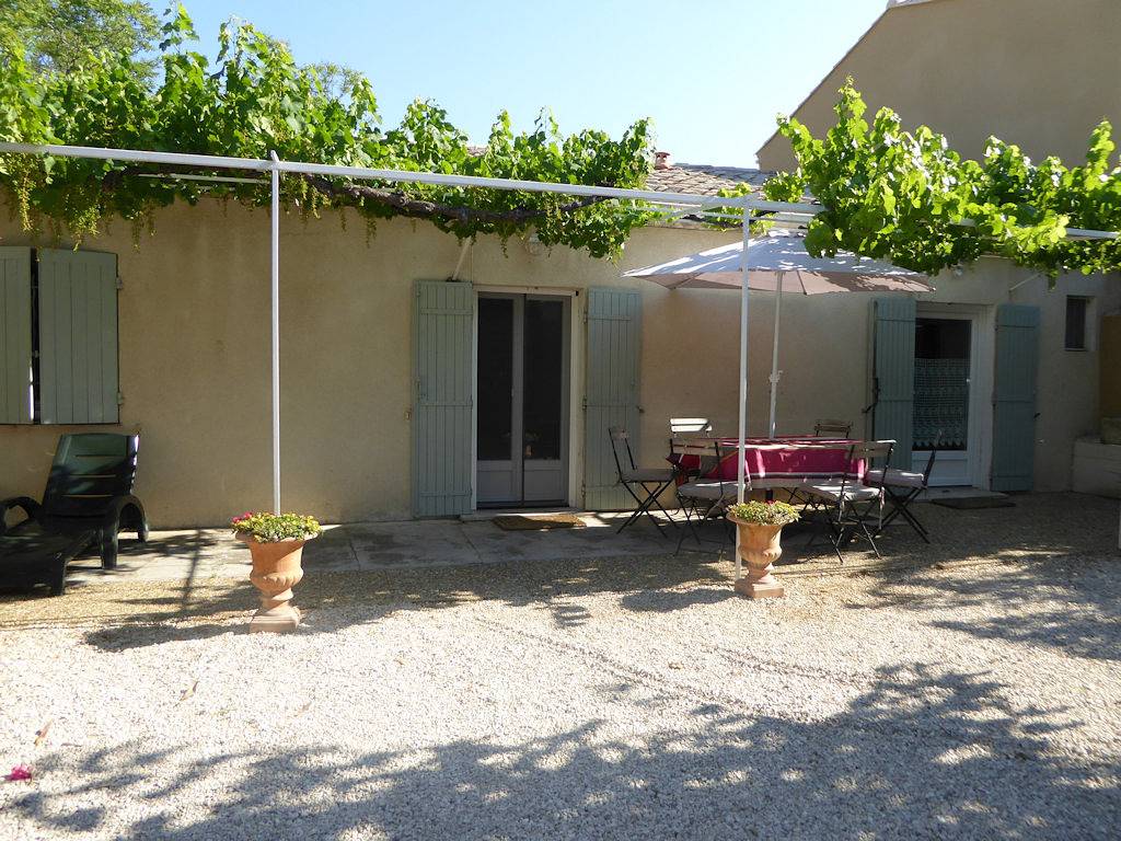 Gîte "Les Lauriers Roses" dans le parc des Alpilles in Mouriès, Région d'Arles