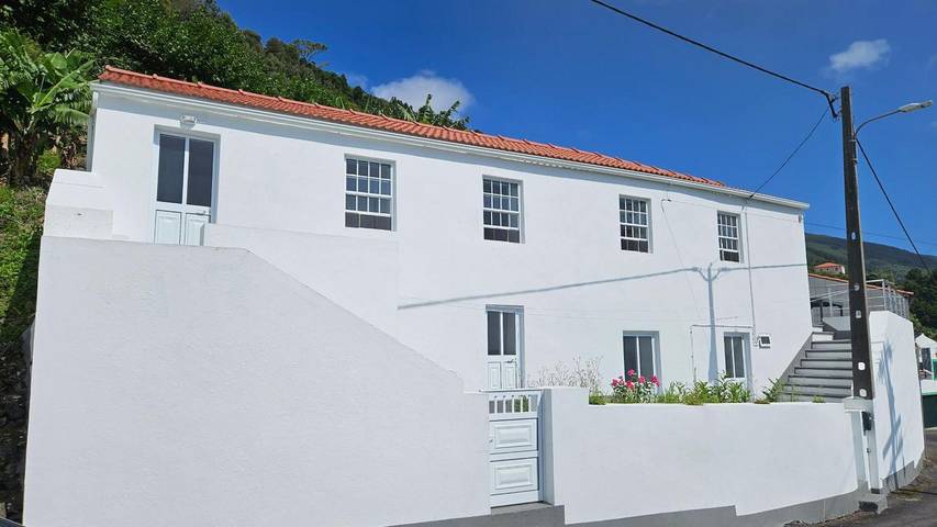 Casa de férias para 6 pessoas, com jardim na Ilha do Pico