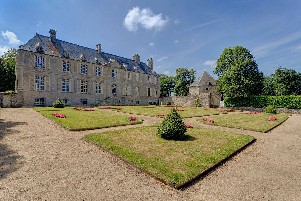 Château pour 14 personnes avec piscine in Fontenay-sur-Mer, Région de Cherbourg
