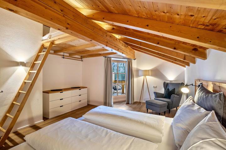 Ganze Wohnung, Ferienwohnung "Mountain Residence Kasern Nr 4" mit Bergblick, Balkon & Wlan in Kasern (Prettau), Prettau