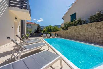 Villa für 8 Personen in Baska, Krk, Bild 2