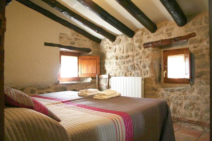 Casa rural para 10 personas, con vistas y terraza en Hoya de Huesca - 2