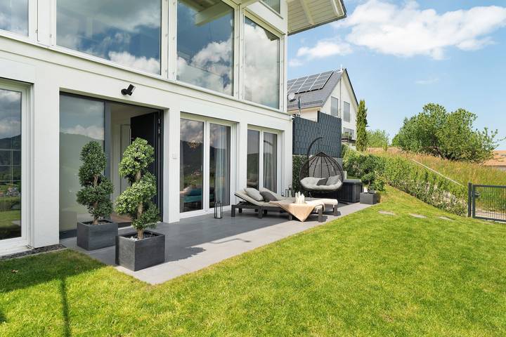 Apartamento inteiro, Apartamento 'Luftige Auszeit' com vista para a montanha, terraço privado e jardim in Bühl-Bühlertal (Baden-Württemberg), Buhlertal