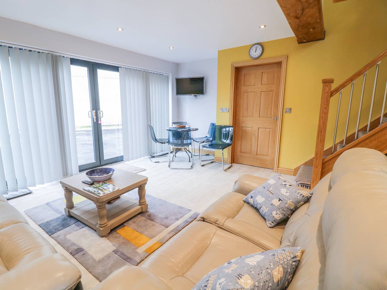 7evern @ Porth Farm in Powys