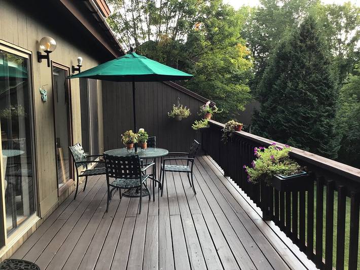 Vacation house for 6 people, with yard and pool in Vermont