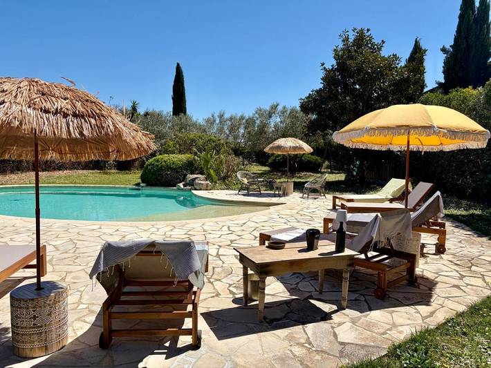 Casa de vacaciones para 9 personas, con piscina además de jardín y jacuzzi, Familias con niños - 1
