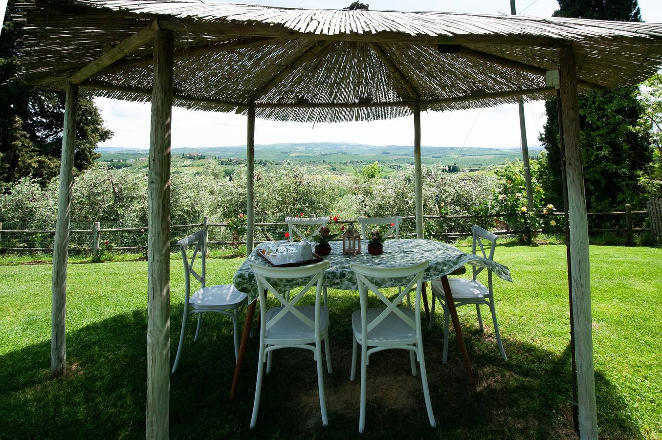Le Fonti Casa Vacanze: Vista Montagna, Wi-Fi e Aria Condizionata in Barberino Val d'Elsa, Barberino Tavarnelle
