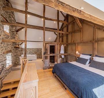 Chambre d’hôte pour 2 personnes, avec jacuzzi ainsi que piscine et jardin à Stoumont