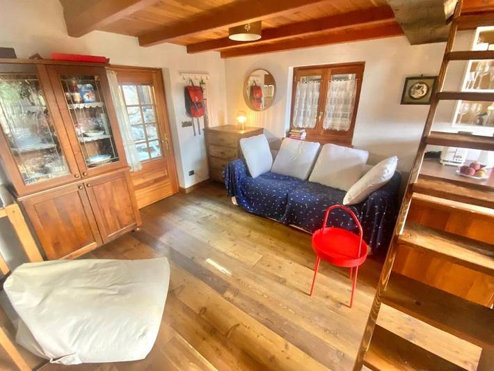 Gîte pour 6 personnes, avec vue et terrasse, animaux acceptés dans Antagnod - 4