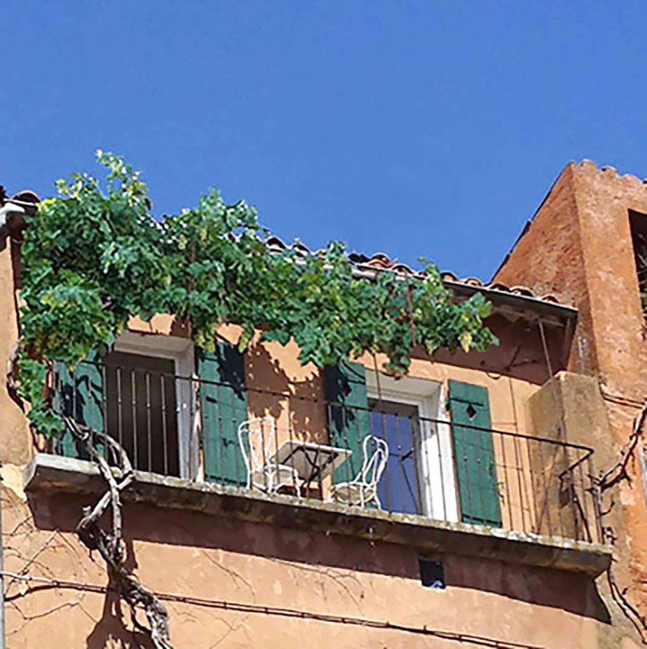 Appartement entier, La Dame Au Balcon in Roussillon, Parc naturel régional du Luberon