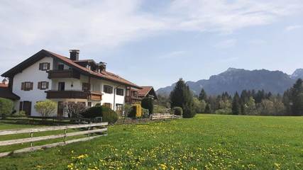 Ferienwohnung für 3 Personen, mit Balkon bei Neuschwanstein
