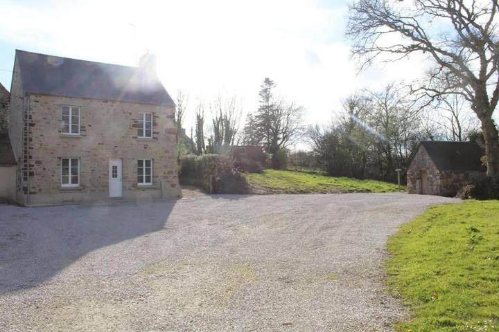 Location de vacances pour 4 personnes, avec Jardin à Vasteville