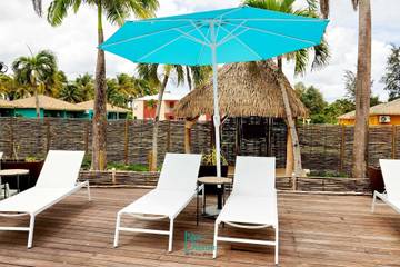 Gîte pour 4 personnes, avec piscine et terrasse dans Marie-Galante