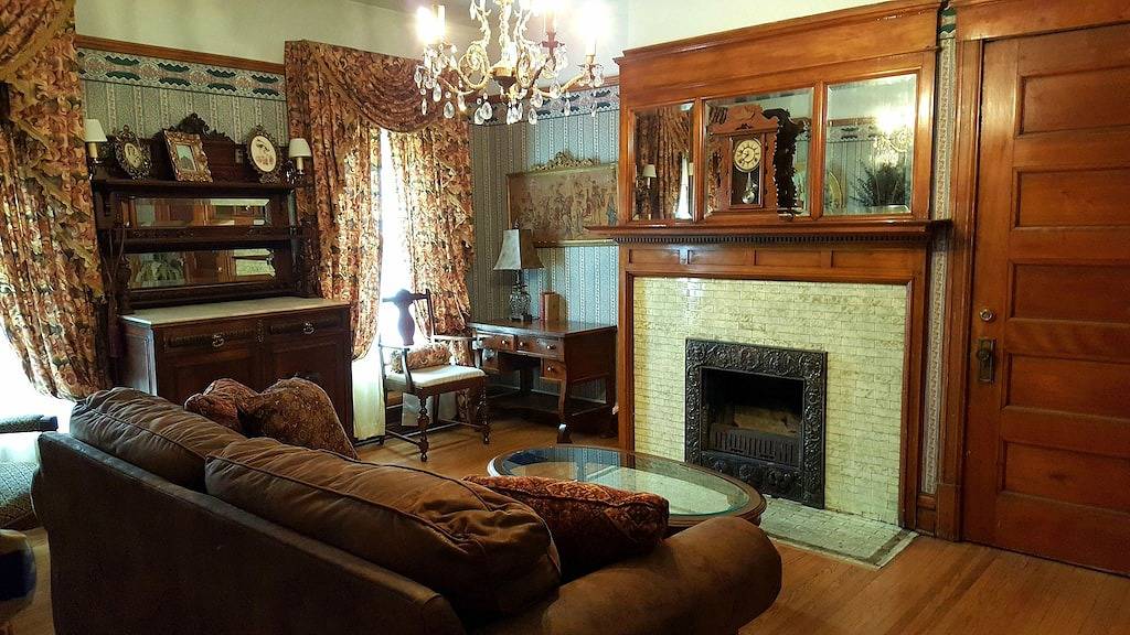 Historisches ~ A ~ .Charles Weiss Home ... nur 3 Blocks von Lakewalk entfernt! in Duluth, Saint Louis County (MN)