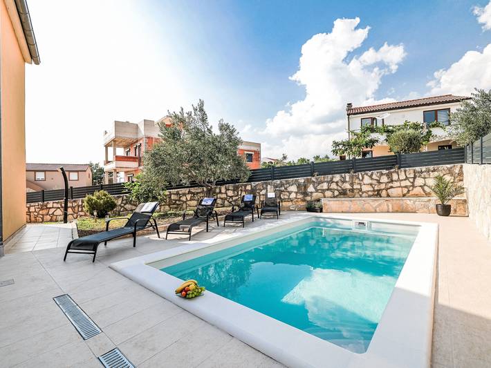 Dom dla 8 osób, z taras w Maslenica