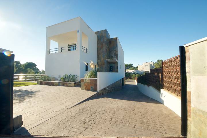 Casa rural para 10 personas, con balcón y jardín en Perelló - 2