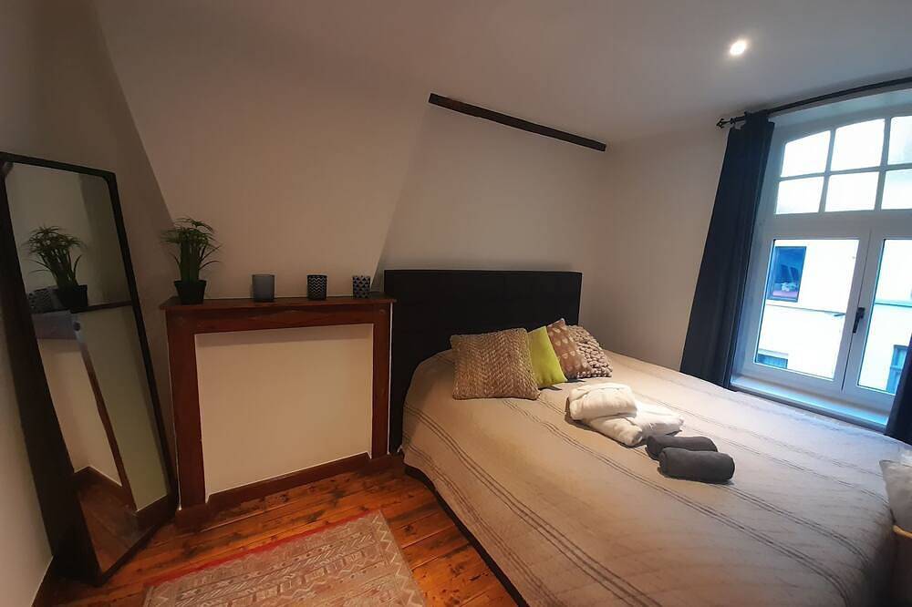 Cosy and historical house/rooms in center Bruges with sunny city garden. in Bruges, West Flanders