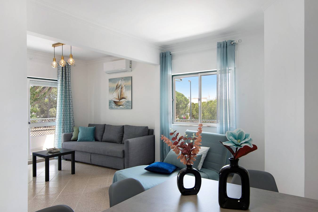 Apartamento inteiro, Apartamento 'Jade' com varanda, Wi-Fi e ar condicionado in Praia da Falésia, Albufeira
