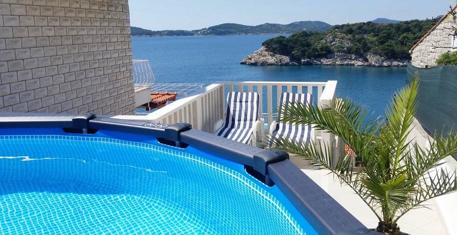 Ferienwohnung für 5 Personen, mit Pool und Garten sowie Ausblick - 1