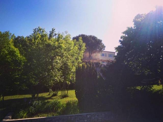 Hôtel pour 2 personnes, avec piscine ainsi que vue et jardin à Dieulefit - 3