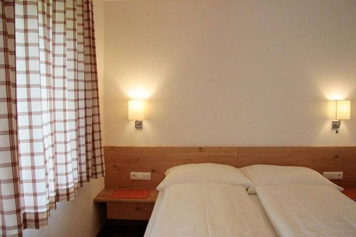 Ferienwohnung für 5 Personen, mit Garten und Balkon in Kelchsau - 2