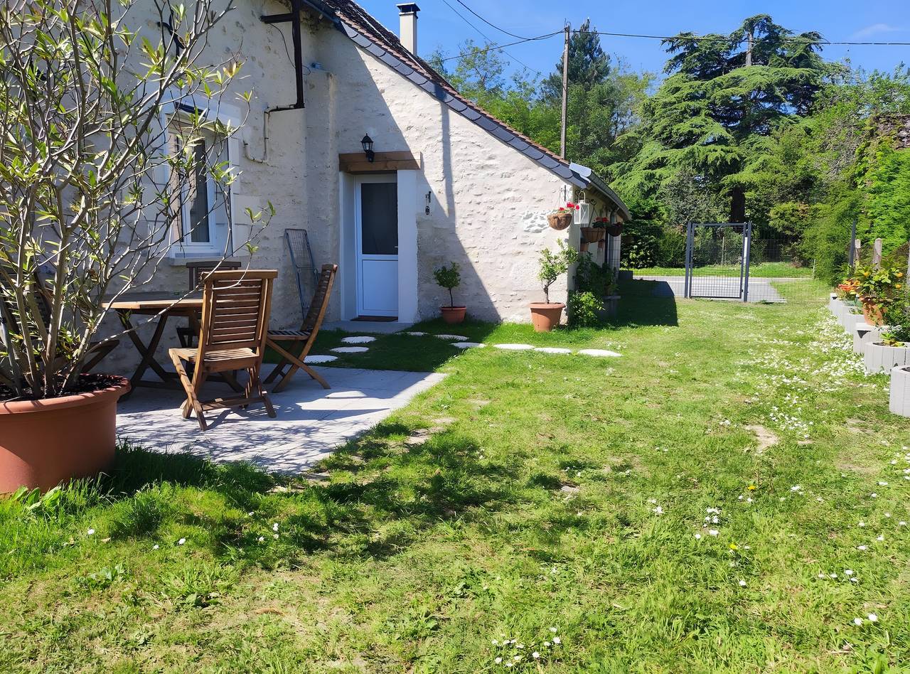Gîte l'évasion: tranquilidad cerca del zoo de Beauval con precioso jacuzzi in Villeloin-Coulangé, Loches region