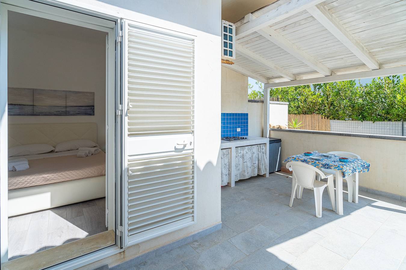 Camera 'Faraglione 2' con vista mare, Wi-Fi e aria condizionata in Spiaggia di Eloro, Lido di Noto