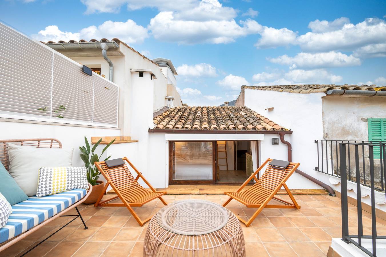 Ferienhaus 'La Roca' mit Bergblick, Wi-Fi und Klimaanlage in Pollença Stadt, Pollença