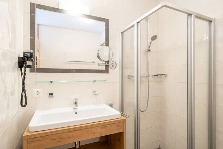 Ganze Wohnung, Ferienwohnung für 8 Personen mit Terrasse in Bürserberg, Brandnertal