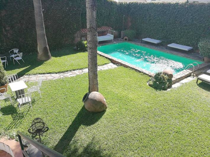 Location de vacances pour 3 personnes, avec piscine ainsi que jardin et balcon à Cáceres - 2