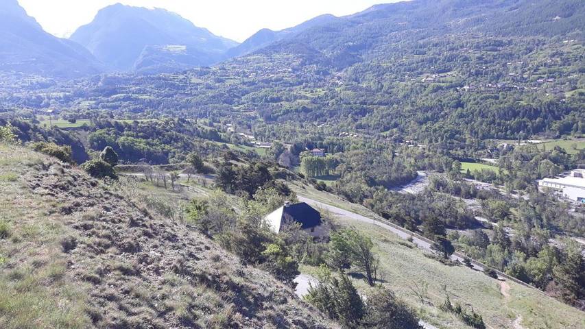 Location de vacances pour 4 personnes, avec vue et jardin à Mont-Dauphin - 4