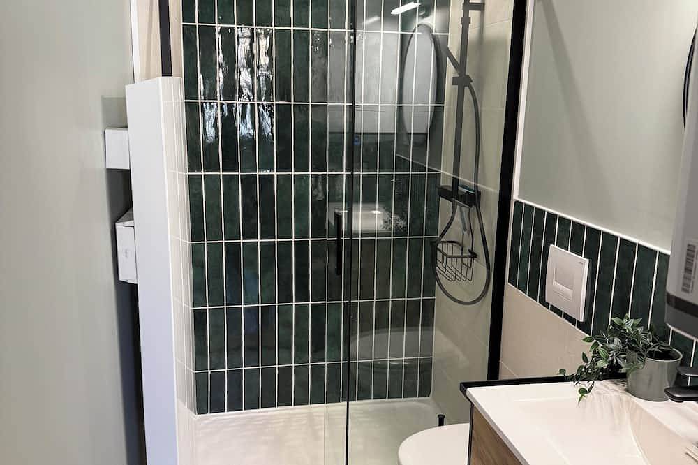 Ganze Wohnung, City center apartment with exterior in Charleville-Mézières, Ardennen