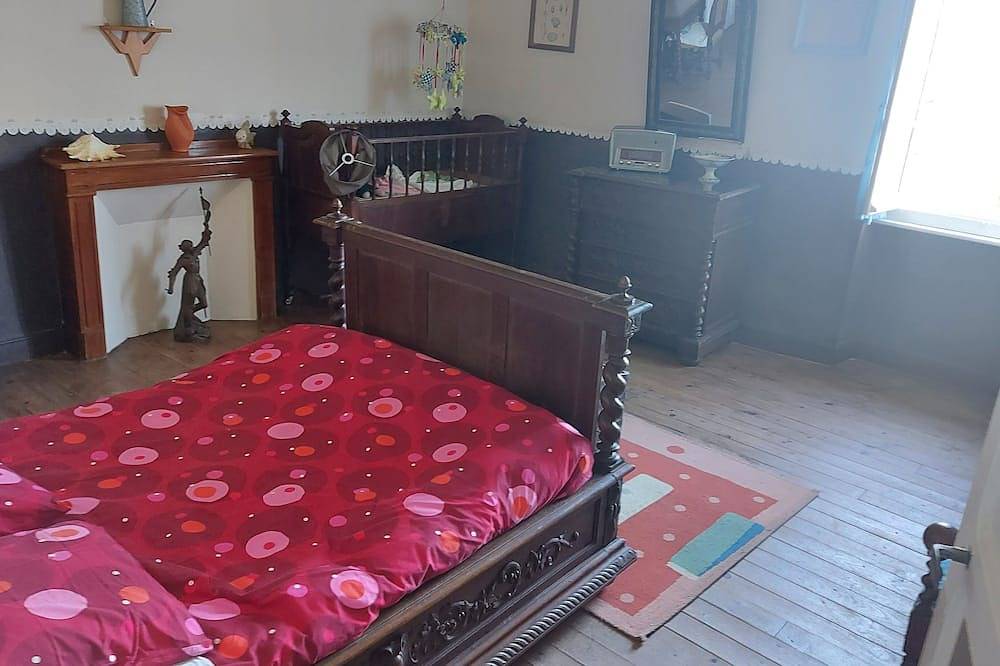 Loue chambre dans charmant village du Lauragais. in Saint-Félix-Lauragais, Lauragais
