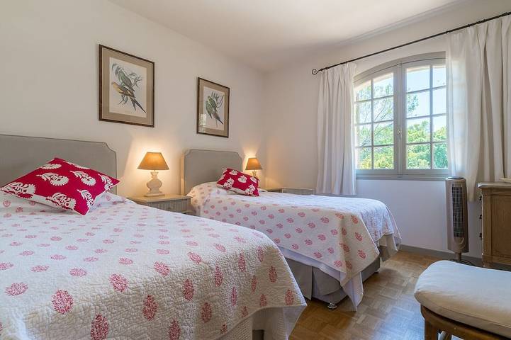 Villa pour 6 personnes, avec jardin et terrasse à Roquefort-les-Pins - 4