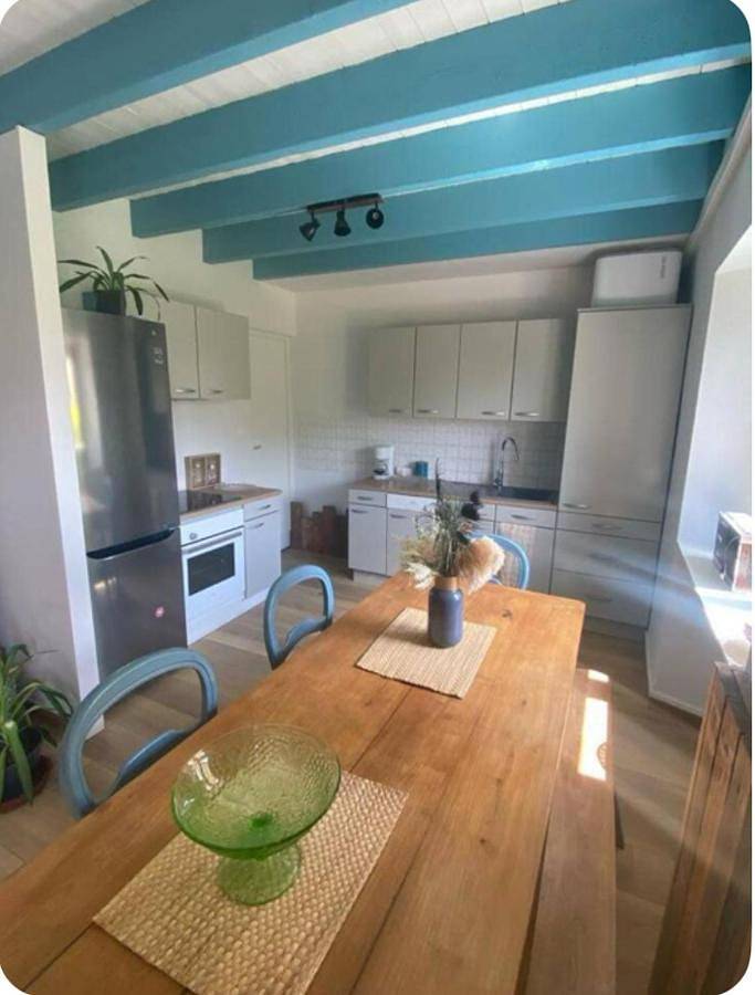 Location de vacances pour 4 personnes, avec Terrasse ainsi que Vue et Vue sur le lac à Hédé-Bazouges