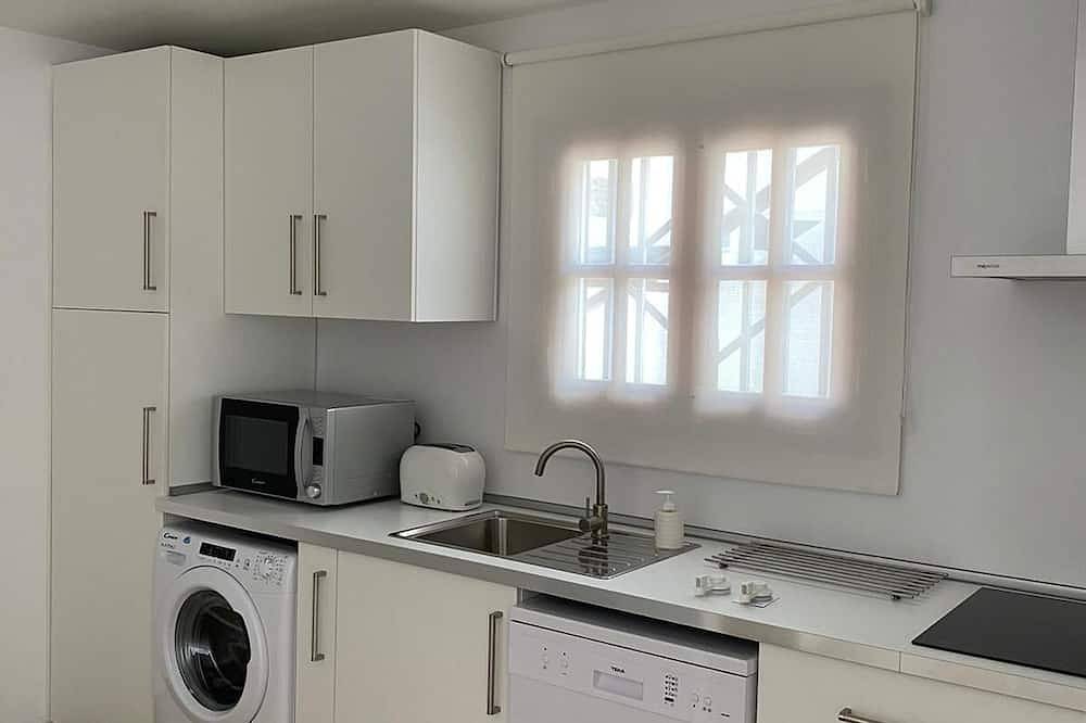 Apartamento entero, Apartamento recién reformado a 100m de la playa in Puerto del Carmen, Tías