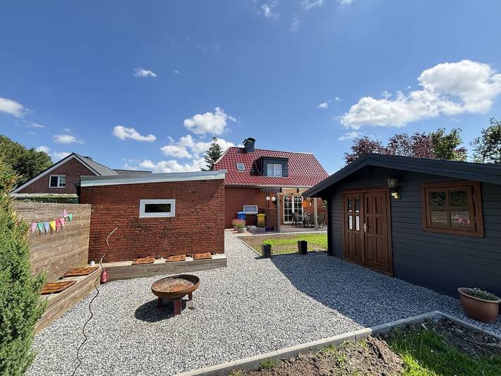 Idyllisches Ferienhaus in Emden, 6 Pers., großer Garten, Haustiere in Emden, Frisia oriental