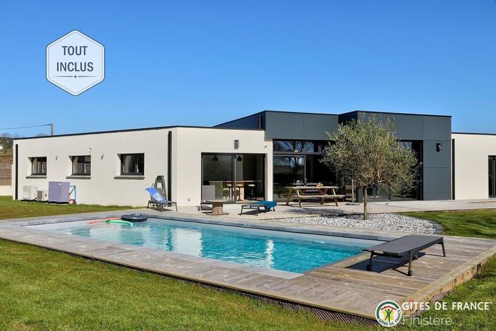 Casa de huéspedes para 6 personas, con piscina además de terraza y jardín - 1