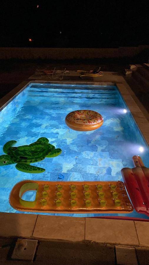 Location de vacances pour 4 personnes, avec jardin et piscine à Saint-Michel-d'Euzet - 3