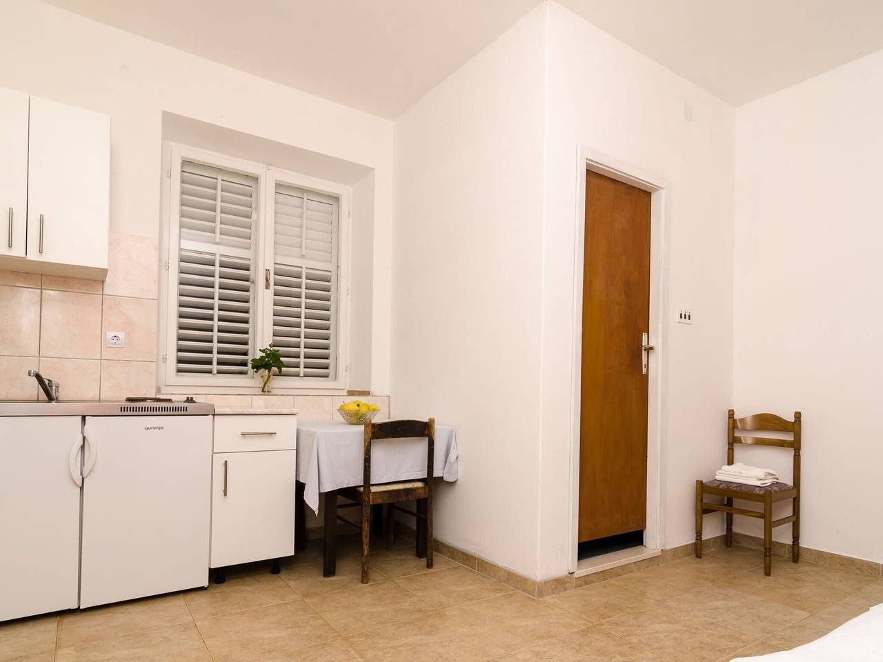 Ganze Wohnung, Guest House Kiko - Apartment with Balcony in Pomena, Mljet