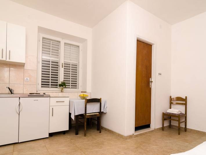 Ganze Wohnung, Guest House Kiko - Apartment with Balcony (A5) in Pomena, Mljet