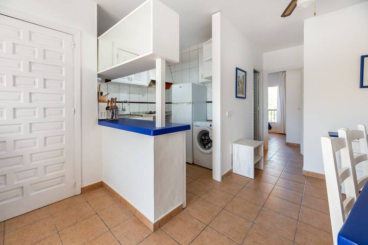 Apartamento entero, Apartamento 'Isla Blanca' con Aire acondicionado in Es Pujols, Formentera