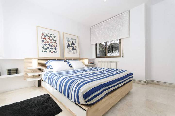 Entire apartment, Granada Center Comfortable + Parking + 2 Ba + 3 Br in Granada, Granada Province