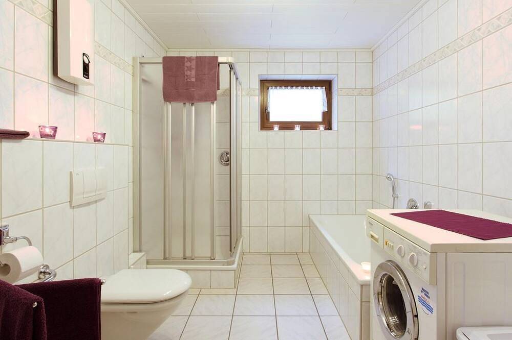 Ganze Wohnung, Ferienwohnung Hansen - 2-Bett-Ferienwohnung in Hillesheim, Vulkaneifel