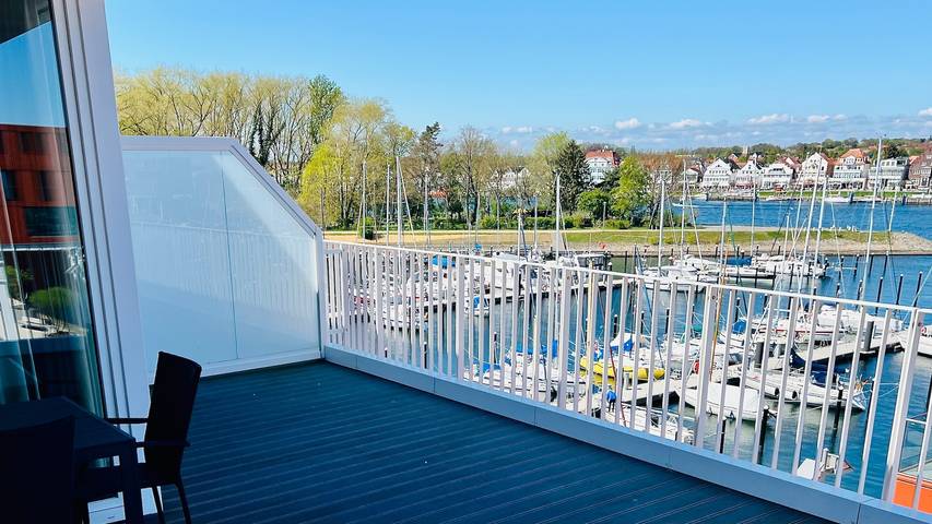 Ferienwohnung für 6 Personen, mit Terrasse und Ausblick sowie Sauna, mit Haustier in Priwall