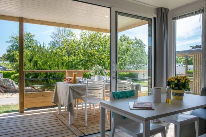 Camping pour 4 personnes, avec piscine ainsi que terrasse et jardin, adapté aux familles à Perros-Guirec - 2