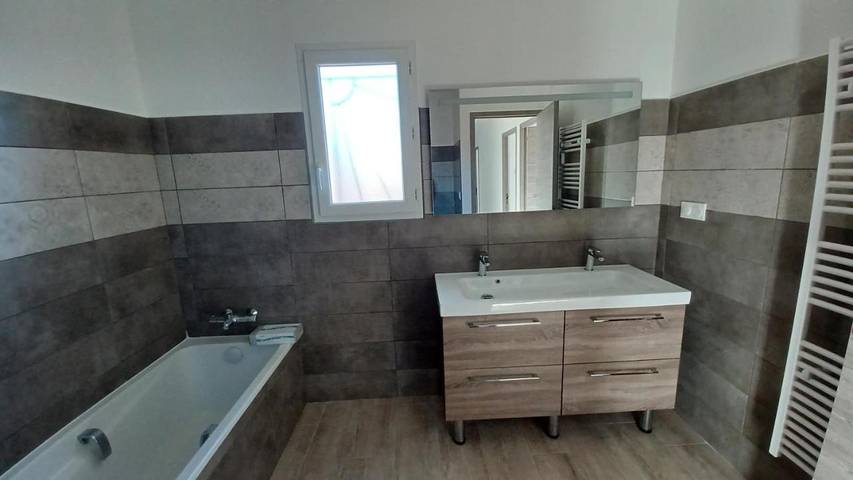 Location de vacances pour 10 personnes, avec piscine et terrasse, animaux acceptés à Cabriès - 4